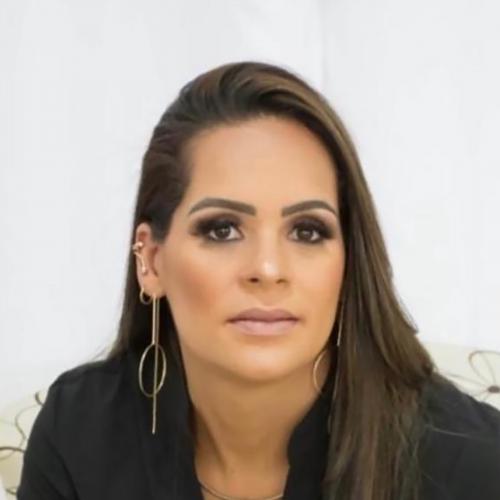 Juliana Maria Cunha Reis Santos