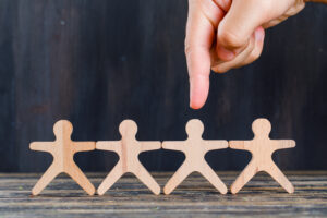 Quem decide o sucesso de um projeto social: doadores ou beneficiários?