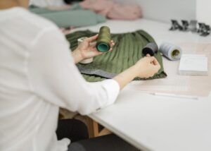 Da produção ao RH: moda acelera agenda socioambiental