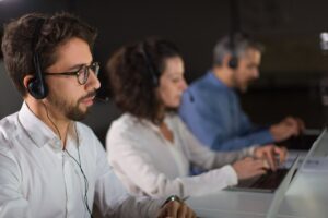 Cresce a oferta de vagas no setor de telesserviços, mas faltam candidatos