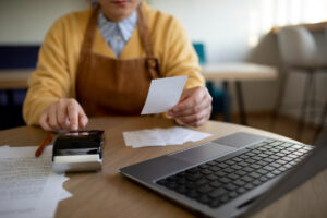 Receita adia exigência do IBS e da CBS nas notas fiscais