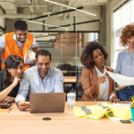 Cursos técnicos impulsionam oportunidades de trabalho