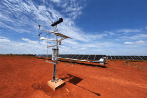 Dados ambientais elevam eficiência em usinas solares